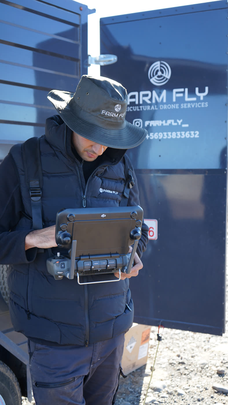Piloto FARM FLY con control remoto